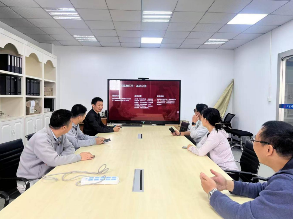  “数控精技・智竞未来”数控技术专业教师技能抢答...