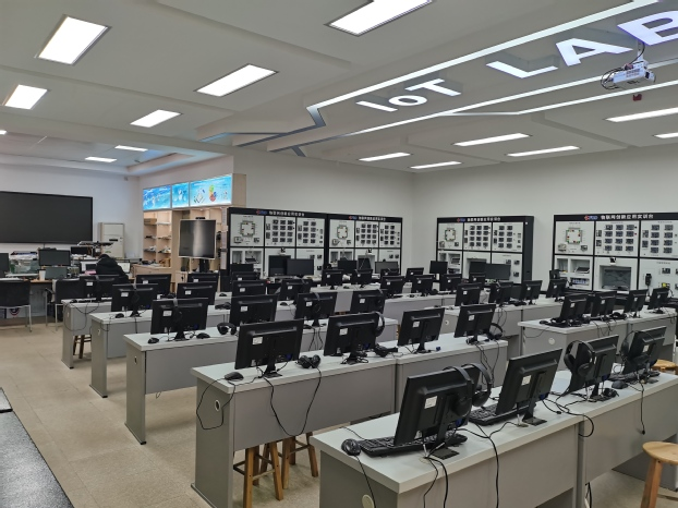 S4-212 智能控制中心（综合实训室）
